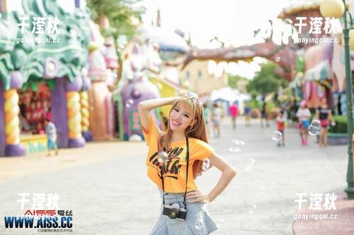 AISS爱丝(钻石版) - 校服写真在线，松果儿把一切穿成了时尚。