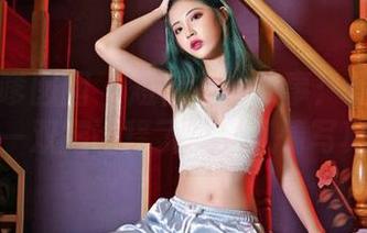 Feilin嗲囡囡 – 短裤里的故事：伊蓓Eva用一双腿诠释了夏日风情写真集