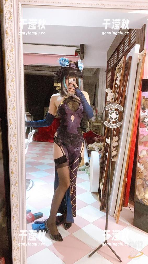 Luisa_零纱 夏天Luisa_零纱“出道”啦!图包下载,潜入“清凉”海洋,感觉自己像条鱼?