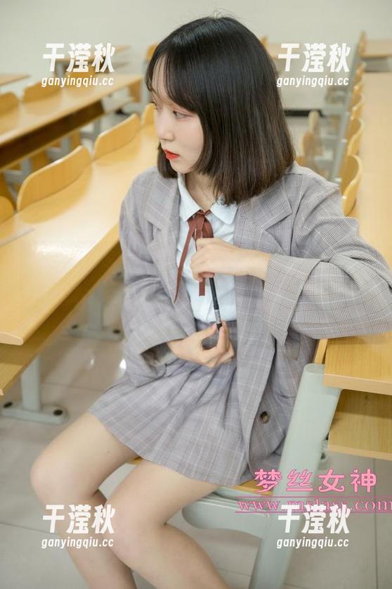 MSLASS梦丝女神 - 咖啡色的纯，泡芙的免费原图真是太美了，感觉下一秒会融化在这甜蜜里。
