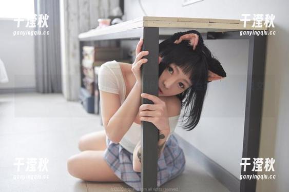 Maruemon(마루에몽)的DJAWAPhoto：红丝绒女仆，谁说女仆不能放飞自我？