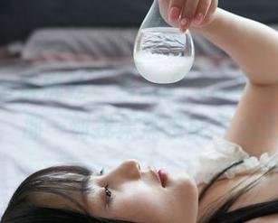 MiiTao蜜桃社 – 当Luffy菲菲穿上最新套装，那一刻我果然没能专心工作。
