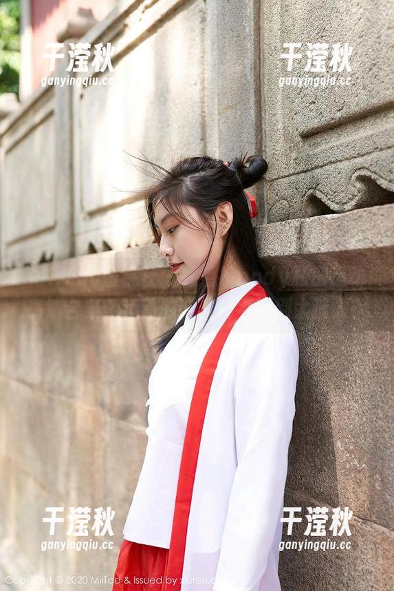 MiiTao蜜桃社-静香Mandy MiiTao蜜桃社 - 静香Mandy私房运动高清合集:运动的时候能不能别太迷人?