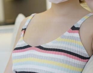 在云端漫游，ROSI带来的空姐制服福利图包要不要来一发？