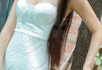 UGirls尤果网 – 再不看欣杨Kitty的黑白精选作品，人生可能要失去某种‘色彩’了！