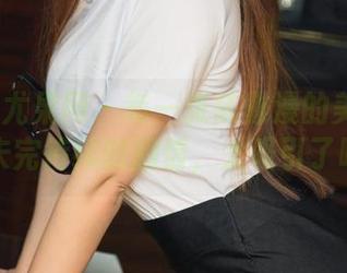 UGirls尤果网 – 每一张陈雅漫的美图都像是未完待续的剧情，太吸引了吧！