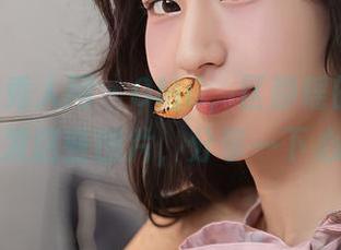 Xiuren秀人网 – OMG，区静瑶的短裤竟然能引发这些图片，分享一下心情吧！