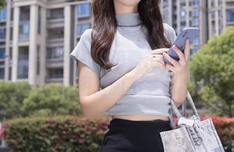 Xiuren秀人网 – 小海臀Rena的户外生活：那些原图里的不平凡瞬间！