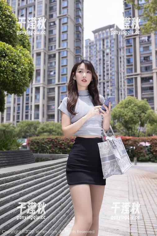 Xiuren秀人网-小海臀Rena Xiuren秀人网 - 小海臀Rena的户外生活:那些原图里的不平凡瞬间!