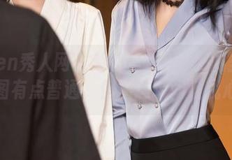 Xiuren秀人网 – 趁热拿铁latte的圣诞：原图有点普通，但精选瞬间让我心动