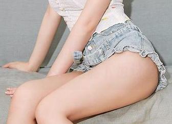 YouMi尤蜜荟 – H杯陈若初的JK作品集：你绝对想不到她私下也这么会拍！