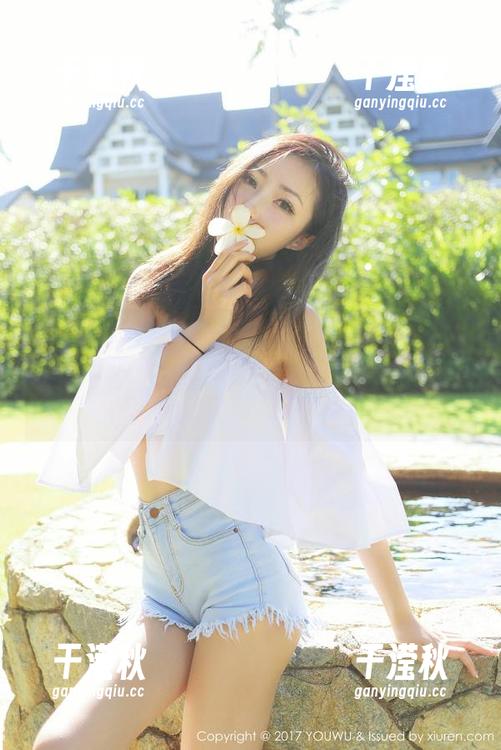 YouMi尤蜜荟-是小逗逗 YouMi尤蜜荟 - 图片里的是小逗逗:内衣写真,卷起你的好奇心,真相在那一层层的布料下。