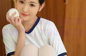 YouMi尤蜜荟 – 我想说，柚柚酱黑丝美图更新得有多频繁，才会让我这么心动？