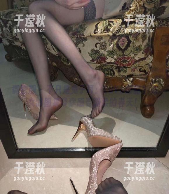 YuYu超甜丫 微密圈 - 不只是兔子耳:YuYu超甜丫兔女郎图集带你感受温柔的春天!