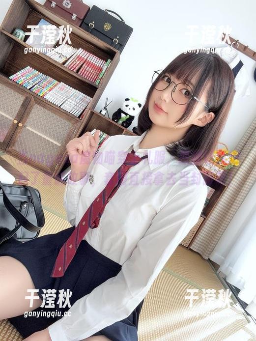 nagesa魔物喵 当nagesa魔物喵穿上礼服,原图让我想起了童话故事,套图直接拿去当封面吧!