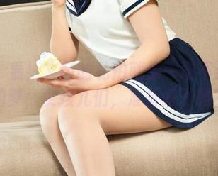 丽柜 – 看！文芮的私拍就像一场不请自来的梦，女孩儿们，准备好了吗？