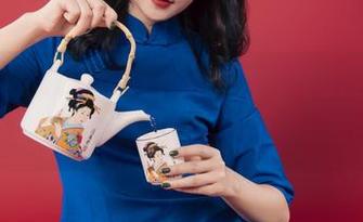 丽柜 – 探秘！肖肖美腿的高清图片，怎么能让人这么心动？