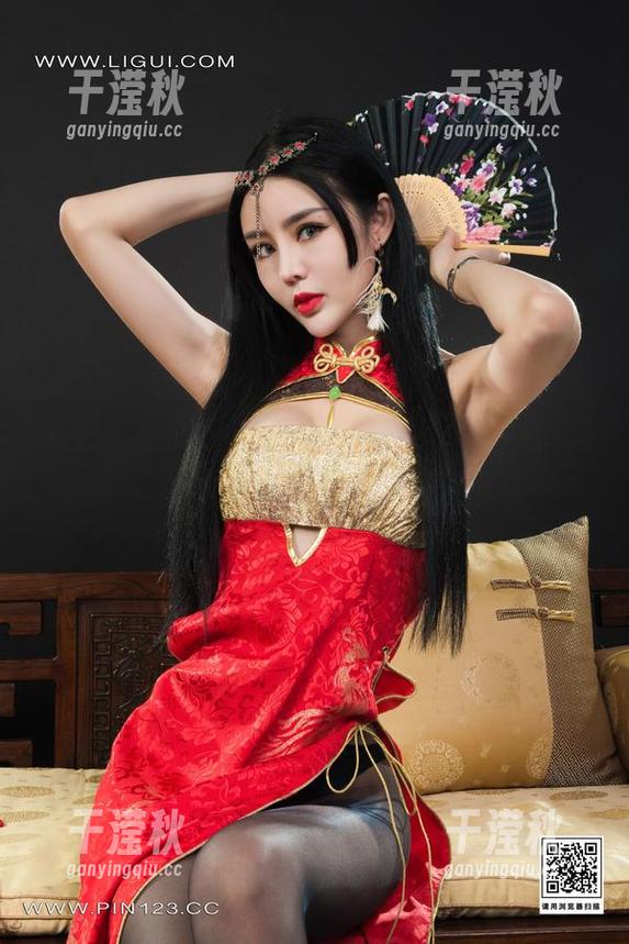 丽柜-苏黎 丽柜 - 苏黎的写真集:运动就让人这么想多的吗?原图太有魅力,让我有点分心了。