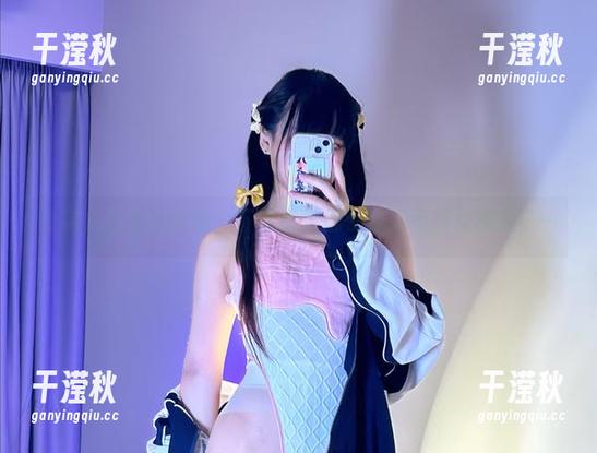 九言 看完九言网袜图包,下载指尖都快变得不听使唤了……
