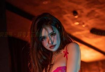 微密圈 – 探索于芷晴的肉丝艺术，下载其实是一种自由