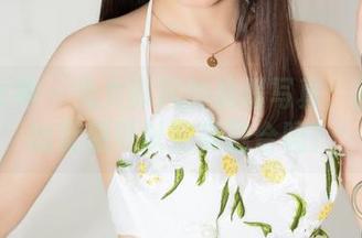 克拉女神 – 兔女郎风的杨暖写真：图片和幽默感可以完美融合吗？