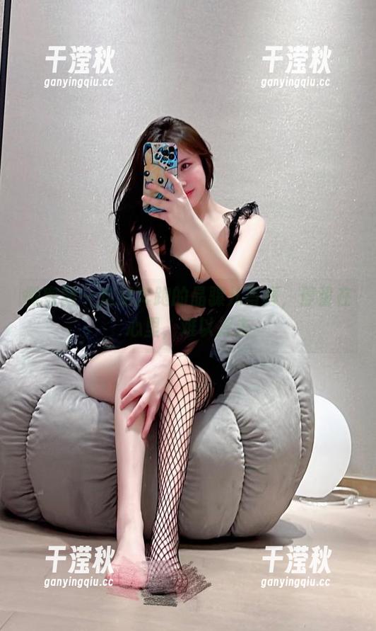 奔跑的晶骡儿 微密圈 - 这组奔跑的晶骡儿写真,停留在心里,难以挥去