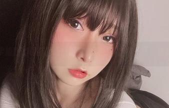 小泉学姐吖的棉袜图册：看完我决定不穿袜子了，太抢镜！