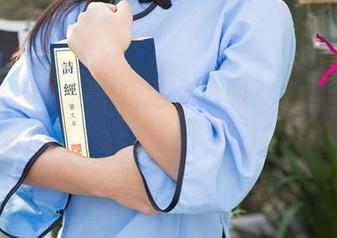 尤果网 – 私拍也能这么透明？Angela楚楚的作品让我想到了夏日的清晨！