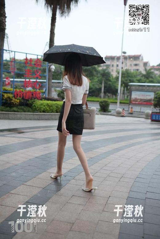 异思趣向-小九 异思趣向 - 小九空姐高清图集:空中艳遇,谁能不心动?