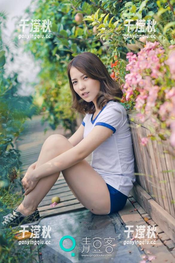 推女神-于姬Una 推女神 - 舒适又时尚!于姬Una最新睡衣写真揭秘,谁不想在梦中漂浮呢?