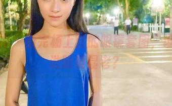 推女神 – 看完杨上萱的眼镜套图，谁还敢说眼镜显老？