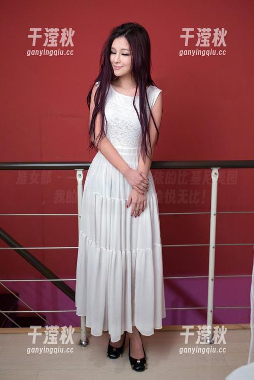 推女郎-赵惟依 推女郎 - 一口气刷完赵惟依的比基尼美图,我的心情瞬间变得愉悦无比!