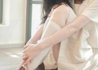 木棉棉OwO：黑色眼睛全套，看看你能否抵挡这种魅惑