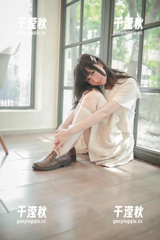 木棉棉OwO 木棉棉OwO:黑色眼睛全套,看看你能否抵挡这种魅惑