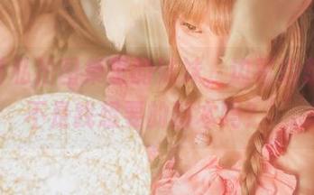桜桃喵私拍图集里的妹妹，边看边想‘这不是我想要的副本吗？’