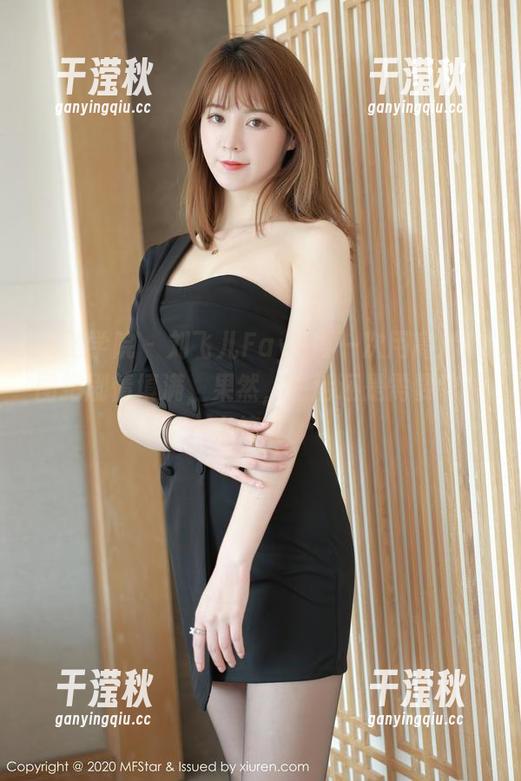 模范学院-刘飞儿Faye 模范学院 - 刘飞儿Faye再一次用高清美图把剧情填满,果然,生活还是需要这种小惊喜!