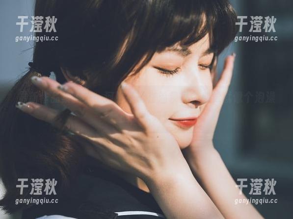 河豚抚子 最新作品集曝光!河豚抚子在温泉里,感觉就像个泡澡的小水妖!