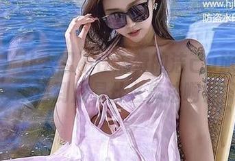微密圈 – 让人忍不住点赞的洁己u旅拍资源：这到底是什么魔法啊？