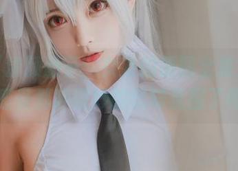 想看“清颜颜子”女友的原图全集？准备好感受那种微妙的暧昧氛围了吗？
