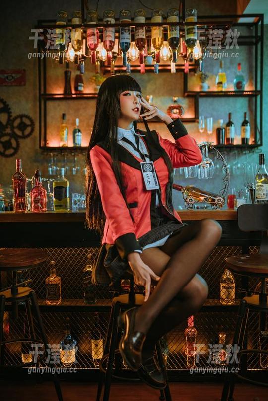 源纱希喵喵喵 源纱希喵喵喵的奶牛写真,真是让人想起小时候挤牛奶的那些事…