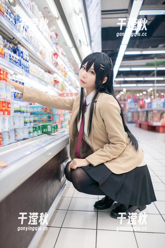 爱老师phd 爱老师phd的丝袜写真:这一波是稳稳的‘喜欢’,你们准备好了吗?