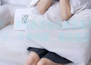 甜予摄影 – 齐齐的运动鞋高清图包：一双鞋子，千种风情，谁能抵挡？