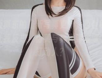 神乐坂真东的最新写真更新，色香味美得有点让我反思，甜美与真实到底哪个才更打动人？