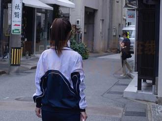 秀人网 – 娜娜子呀：空姐写真在线，瞧这身段，真不简单