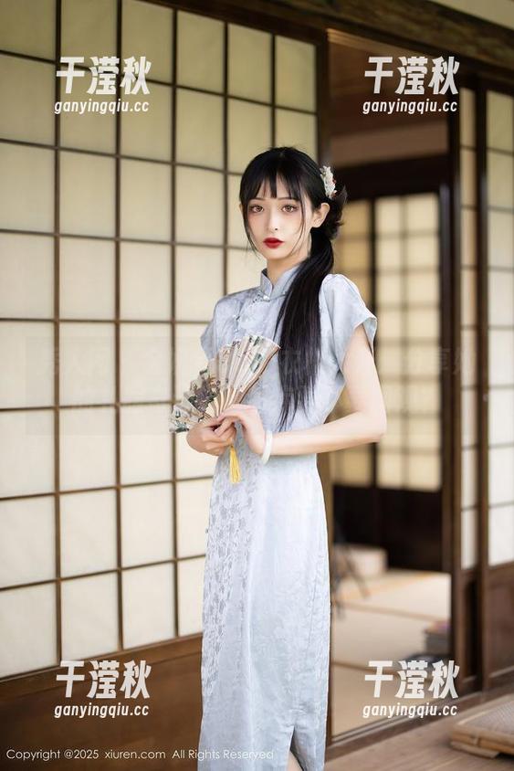 秀人网-金妍兮Saki 秀人网 - 金妍兮Saki衣柜大开:分享她的礼服奇遇记,图库要不要围观?