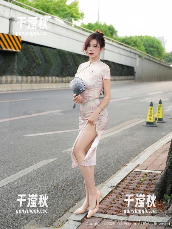 秀人网-鹿小茜 秀人网 - 鹿小茜日常:一波福利来袭,快来跟上!