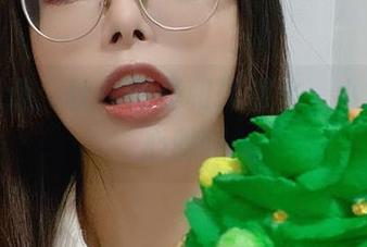 写真精选：秋和柯基和死库水，小心你的心脏啊