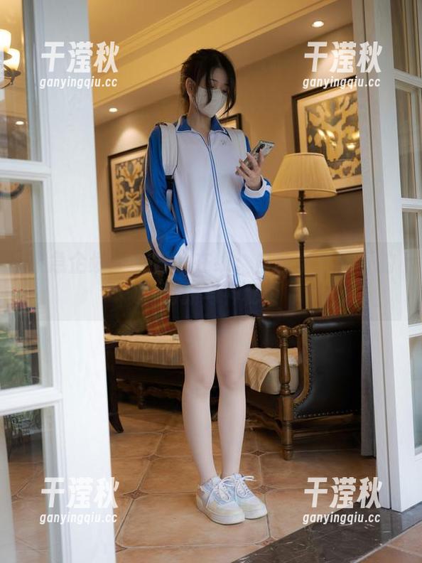 紧急企划-见希w 紧急企划 - 见希w在线:白丝学生服下的清新与神秘