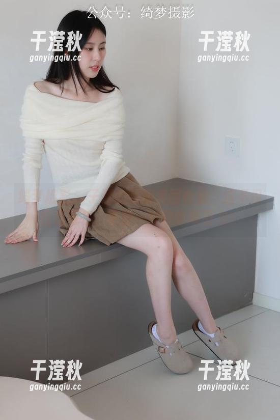 绮梦摄影-子涵 绮梦摄影 - 子涵的制服美图合集:这不仅仅是服装,更是一种致命吸引力!