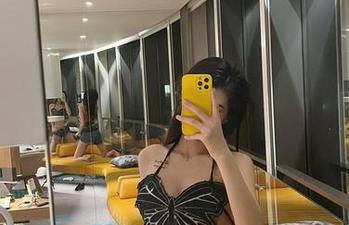 微密圈 – 看！葛征的奶牛图片，一个比一个惊艳，带着欲望去下载吧！